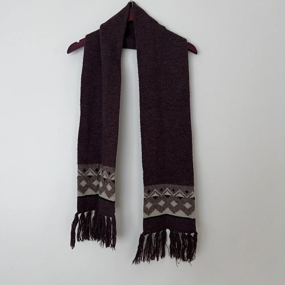 Faded Glory brown scarf for boys/men